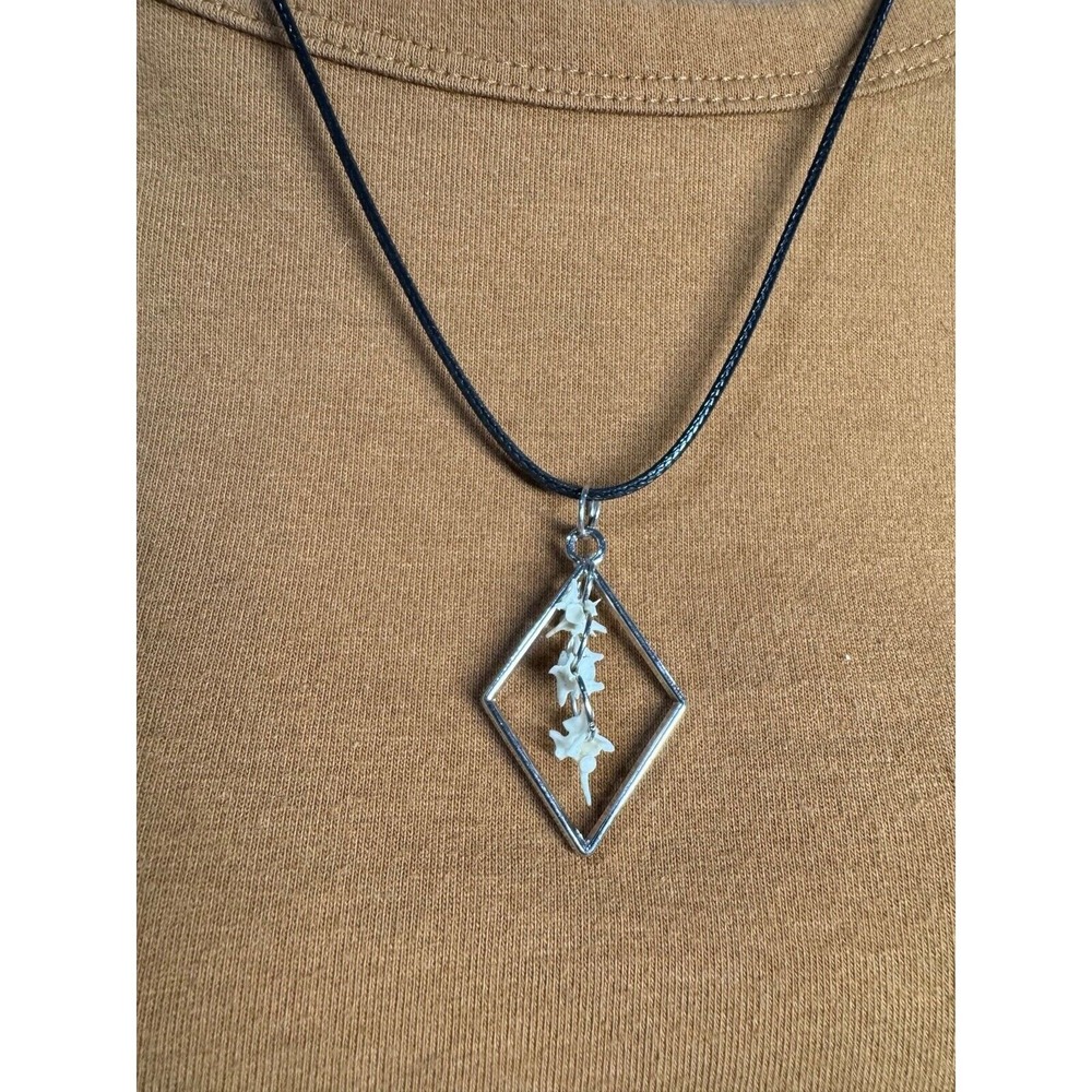 Small critter‎ taxidermy rattlesnake vertebrae handmade necklace